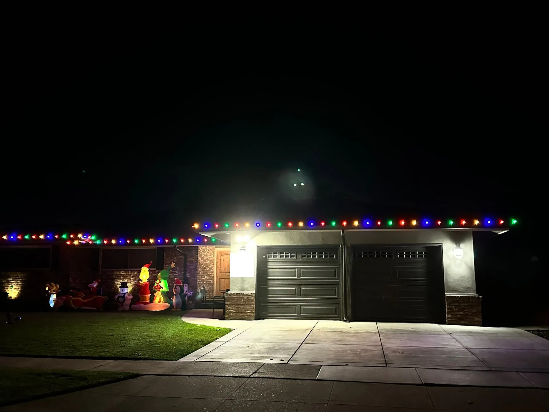 Residential Christmas Light Installation